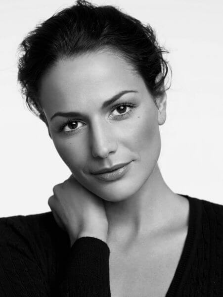 Treating Facial Lines And Wrinkles With Botulinum Toxin